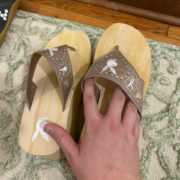 Vintage Y2K Platform Playboy flip-flop sandals - Picture 3 of 4